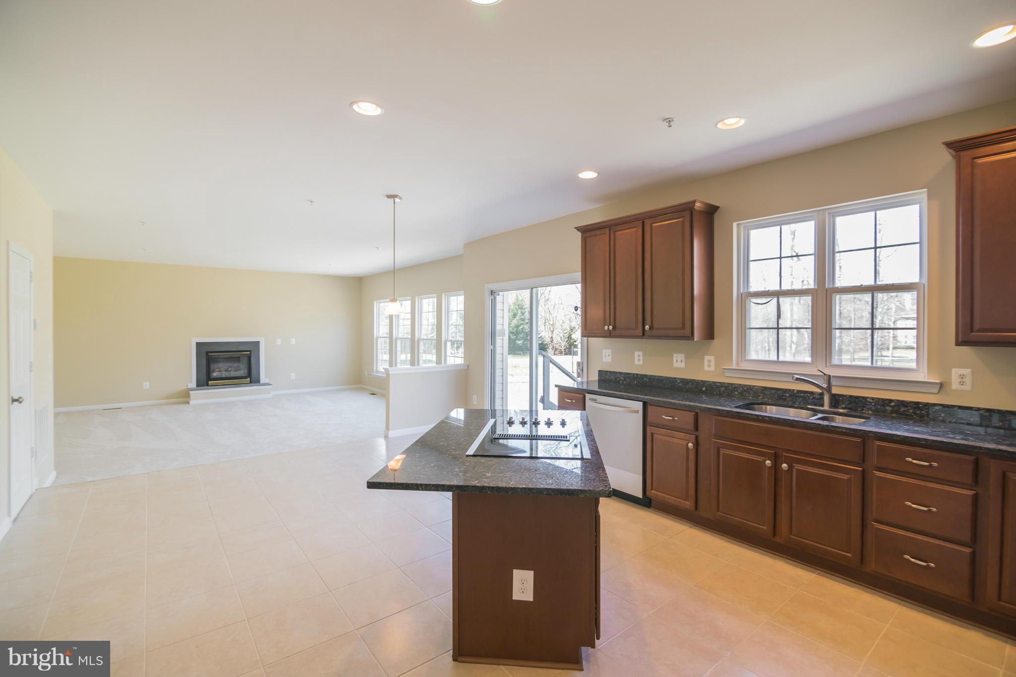 7915 Woodyard Road Clinton, MD 20735 - Photo 10 of 30 Kitchen