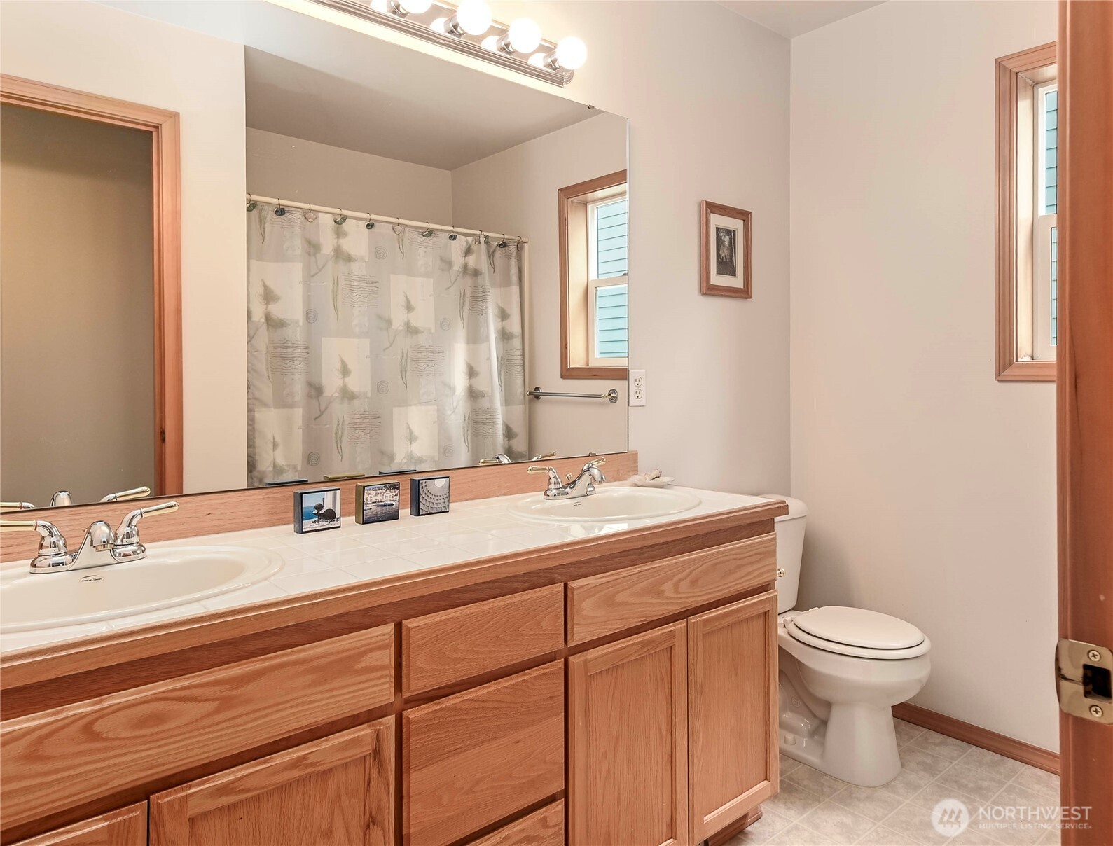 18323 10th Drive Southeast Bothell, WA 98012 - Photo 14 of 17