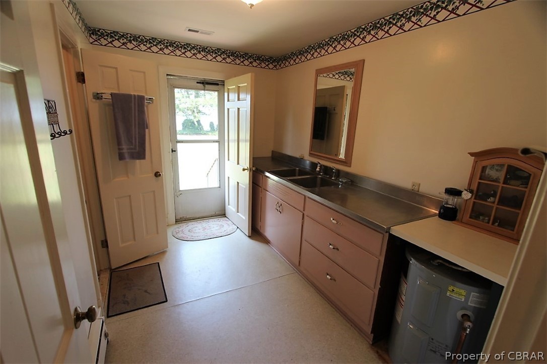 1668 Duke Road Gloucester Point, VA 23062 - Photo 36 of 46 Gallery Image 36
