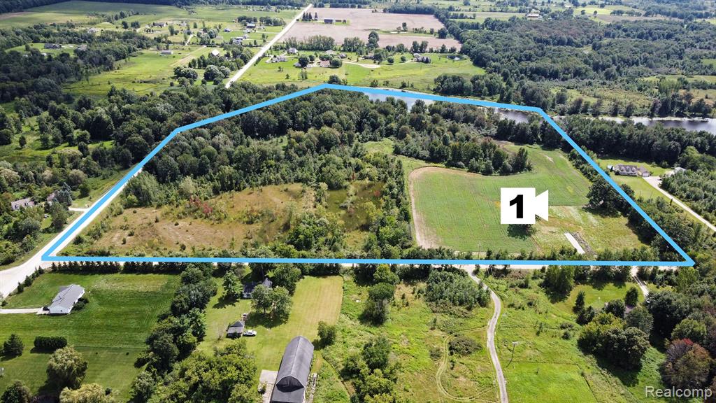 8910 Petz Road Imlay City, MI 48444 - Photo 22 of 62