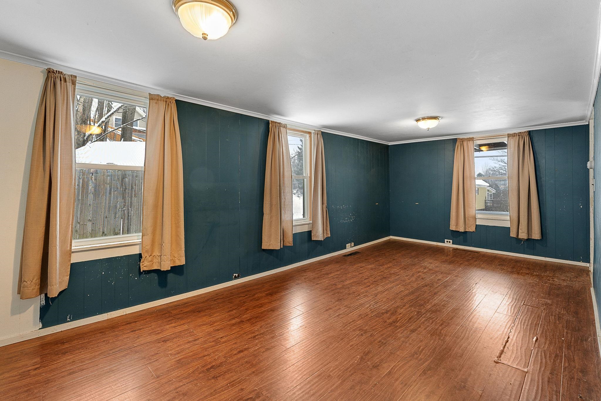 90 King Street Northfield, VT 05663 - Photo 5 of 24