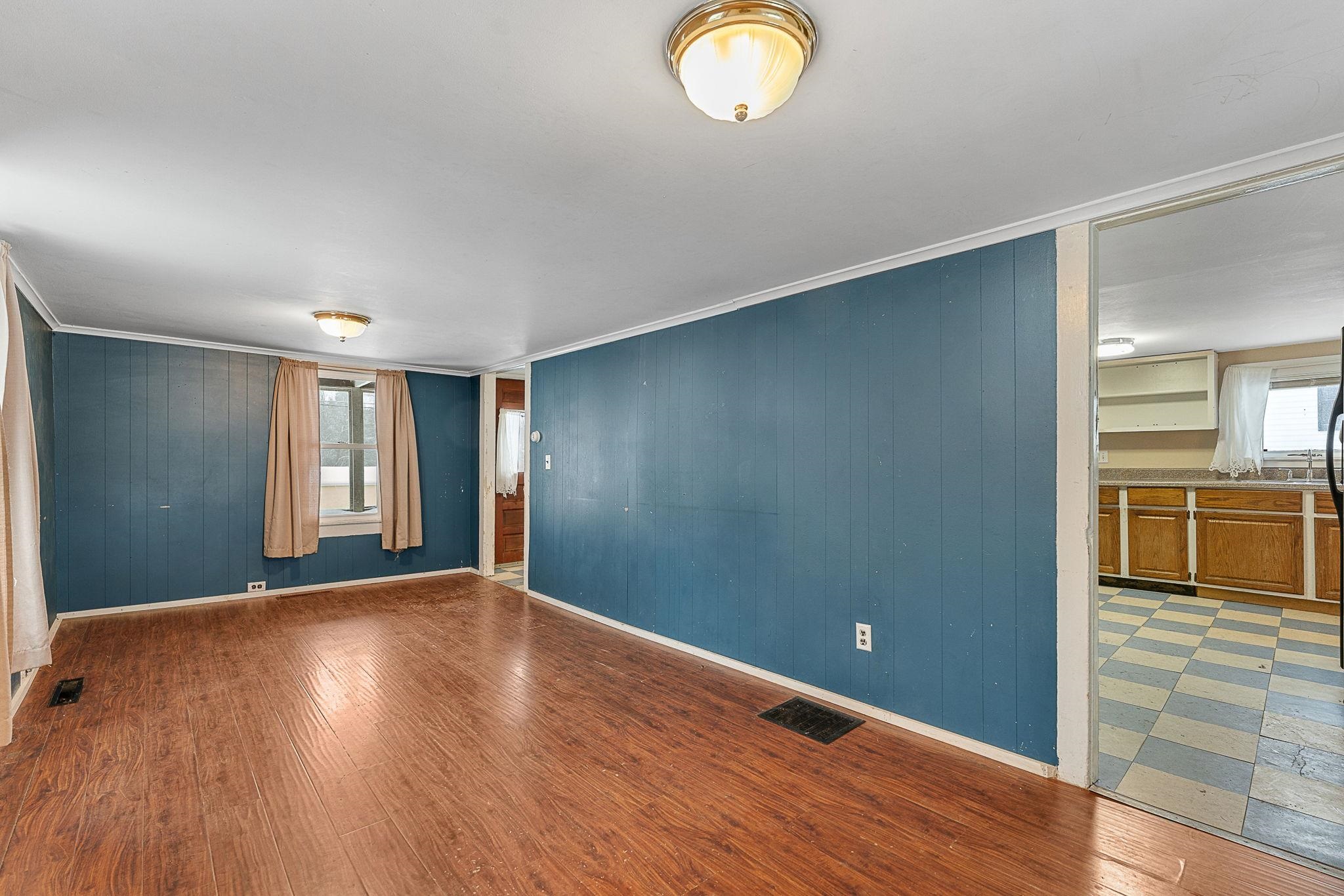 90 King Street Northfield, VT 05663 - Photo 7 of 24