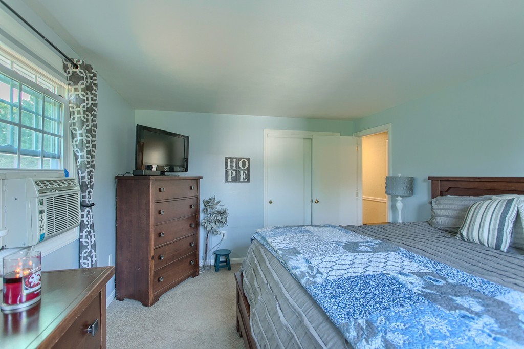 30 Pelczar Road Dracut, MA 01826 - Photo 12 of 19 Gallery Image 12