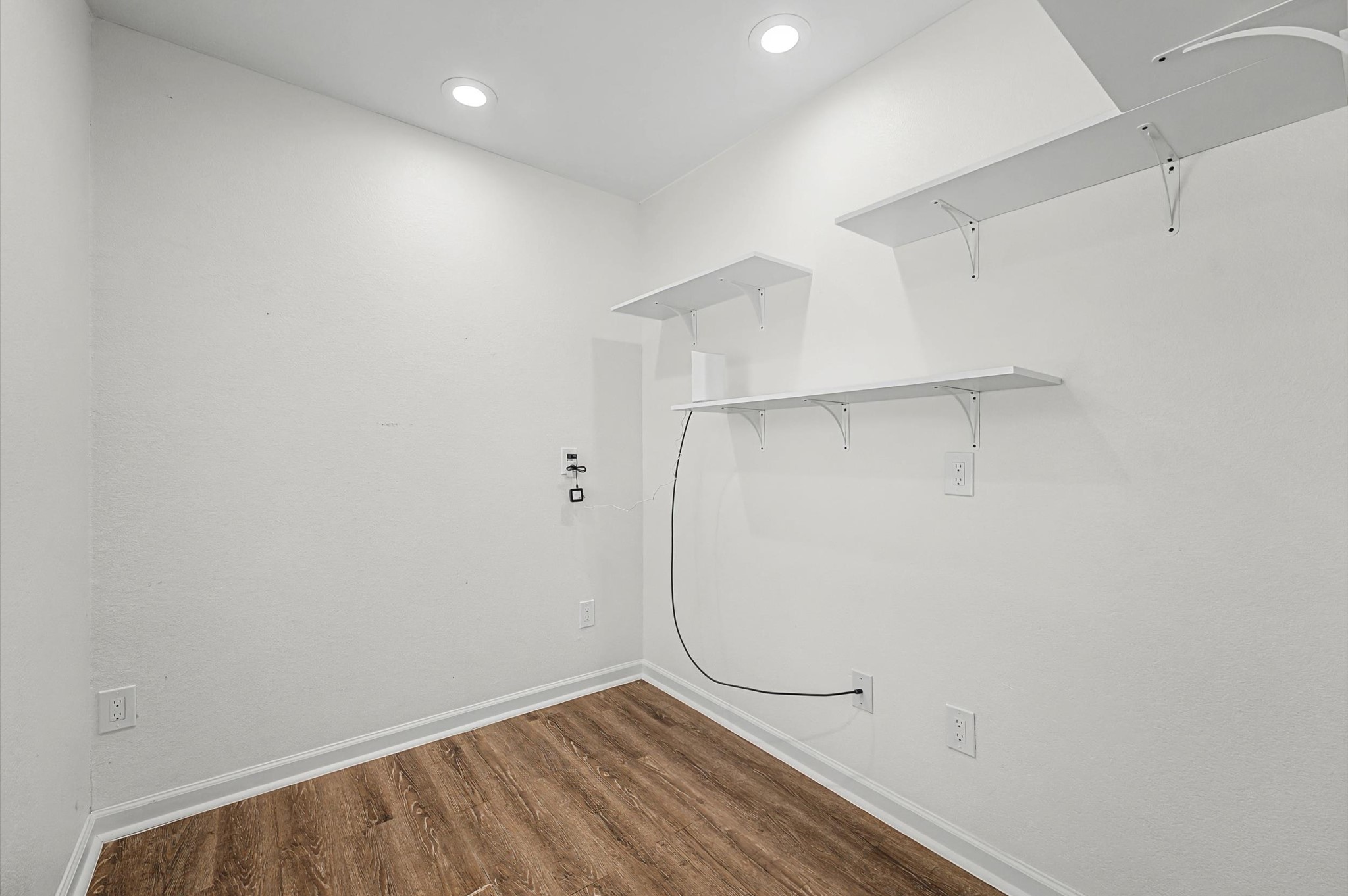 3812 Hardin Road Baytown, TX 77521 - Photo 11 of 30 Flexible room was used as an office, but could be used as a huge pantry, play room etc.