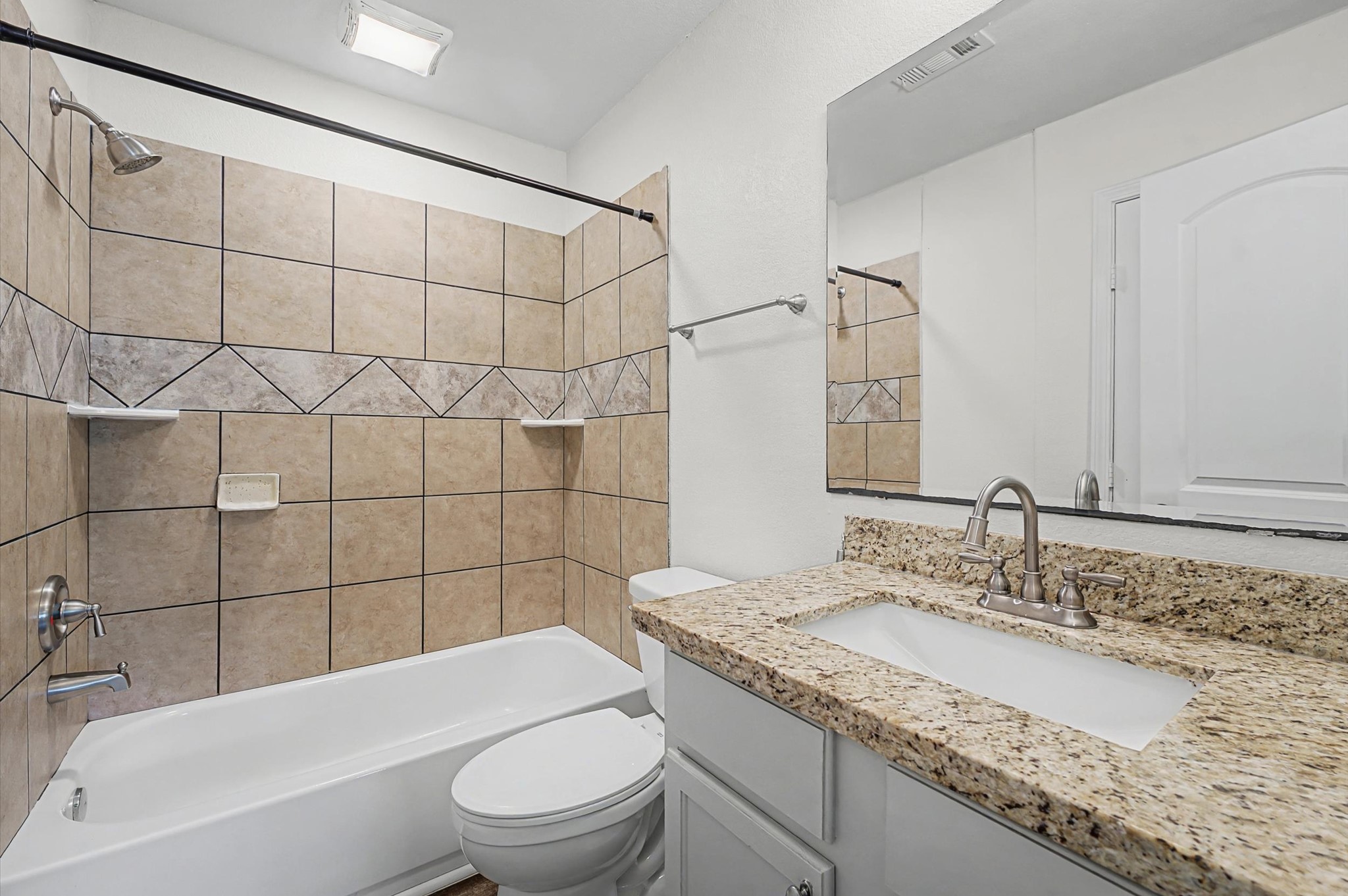 3812 Hardin Road Baytown, TX 77521 - Photo 18 of 30 Guest bathroom