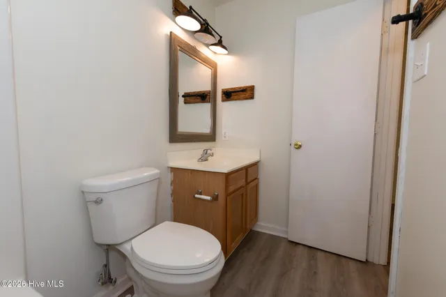 $1,700 | 625 Queens Creek Road, Hubert, NC 28539