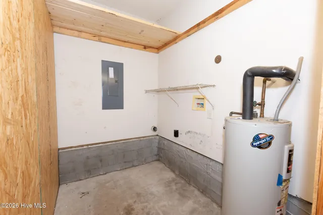 $1,700 | 625 Queens Creek Road, Hubert, NC 28539