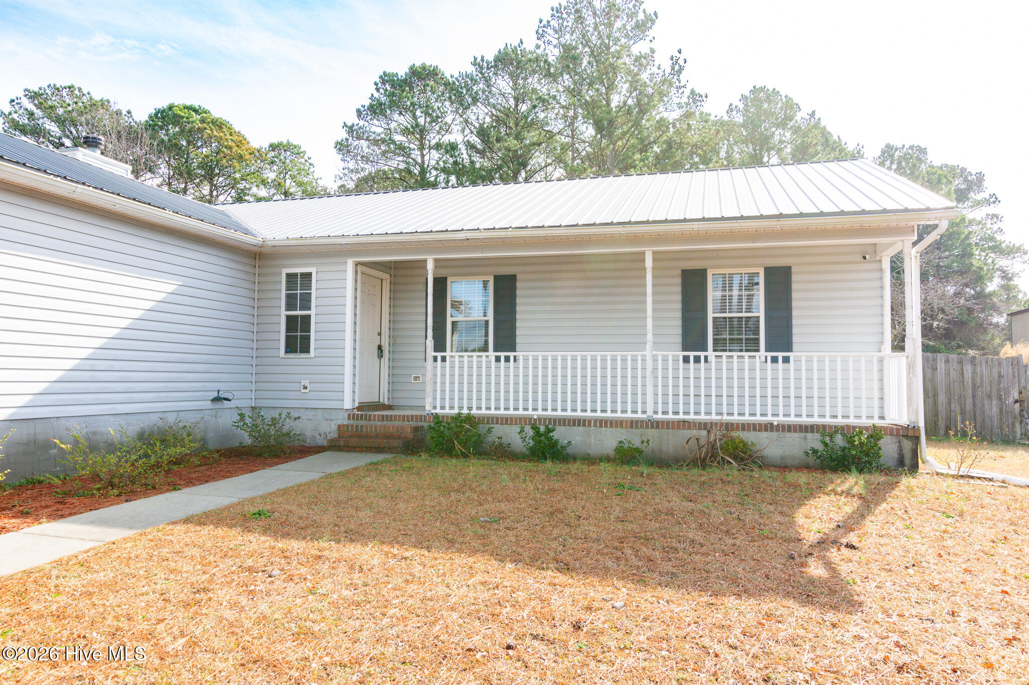 625 Queens Creek Road Hubert, NC 28539 - Photo 4 of 42 625 Queens Creek Rd-04