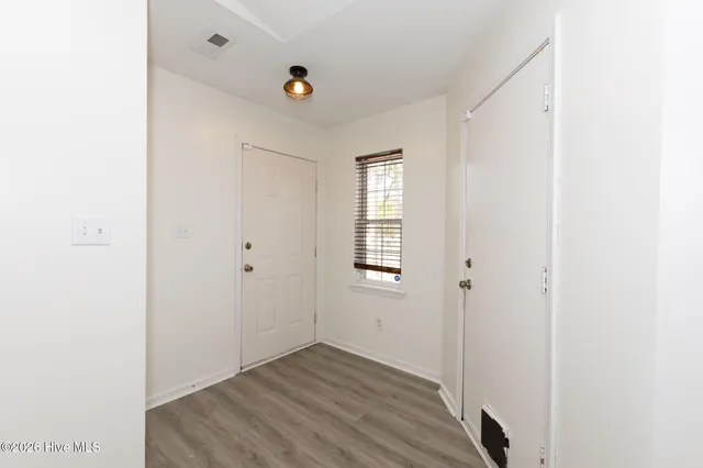 $1,700 | 625 Queens Creek Road, Hubert, NC 28539