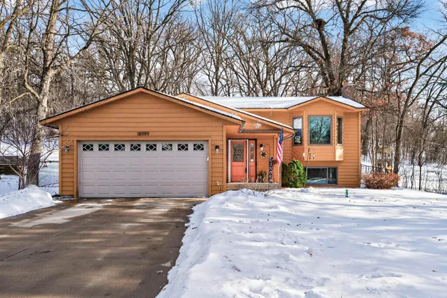 $350,000 | 18999 Dodge Street Northwest, Elk River, MN 55330