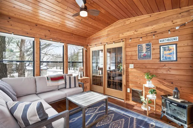 $350,000 | 18999 Dodge Street Northwest, Elk River, MN 55330