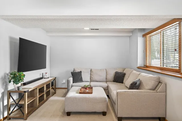 $350,000 | 18999 Dodge Street Northwest, Elk River, MN 55330