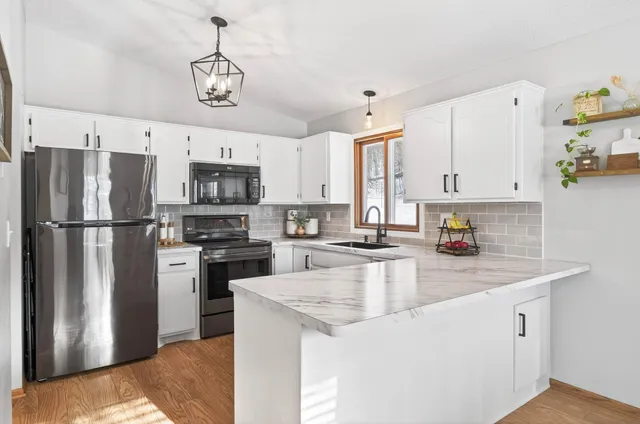 $350,000 | 18999 Dodge Street Northwest, Elk River, MN 55330