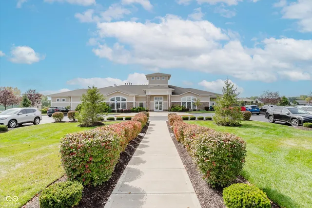 $365,000 | 4877 Dahlia Drive, Plainfield, IN 46168