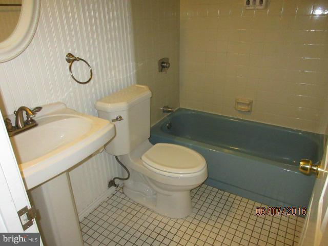 6437 South Clifton Road Frederick, MD 21703 - Photo 15 of 21 Bath