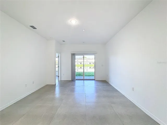 wooden floor & closet in a room