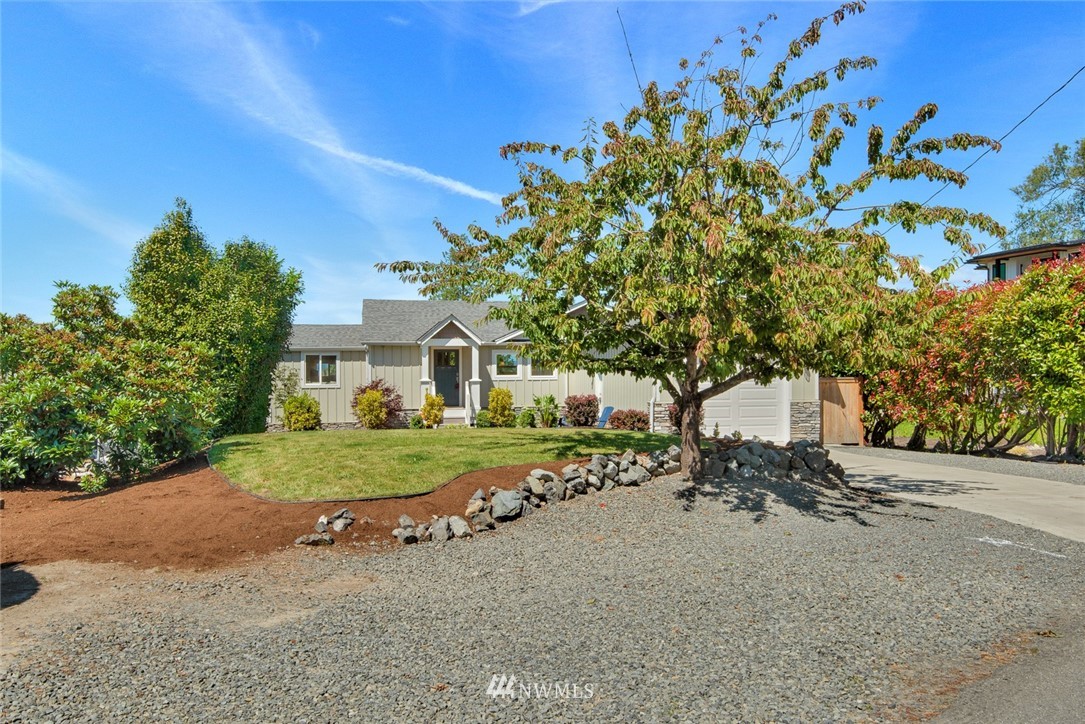 3617 Geyer Lane Everett, WA 98203 - Photo 1 of 23
