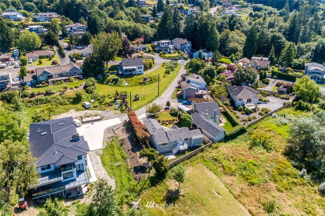 3617 Geyer Lane Everett, WA 98203 - Photo 23 of 23 an aerial view of residential houses with outdoor space and swimming pool