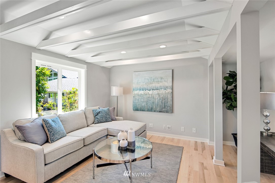 3617 Geyer Lane Everett, WA 98203 - Photo 8 of 23 a living room with furniture and a large window