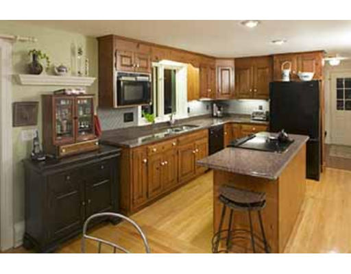 103 Olde Knoll Road Marion, MA 02738 - Photo 3 of 5
