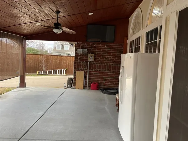 $2,500 | 3909 Catalina Street, Rowlett, TX 75088