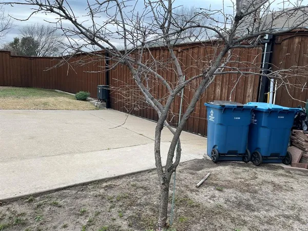 $2,500 | 3909 Catalina Street, Rowlett, TX 75088