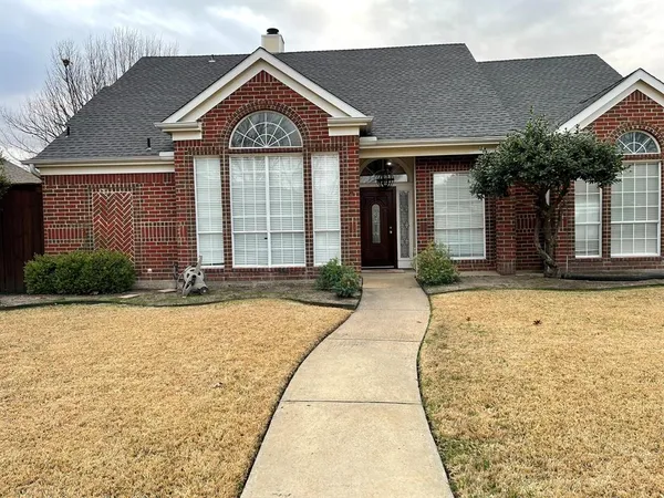 $2,500 | 3909 Catalina Street, Rowlett, TX 75088