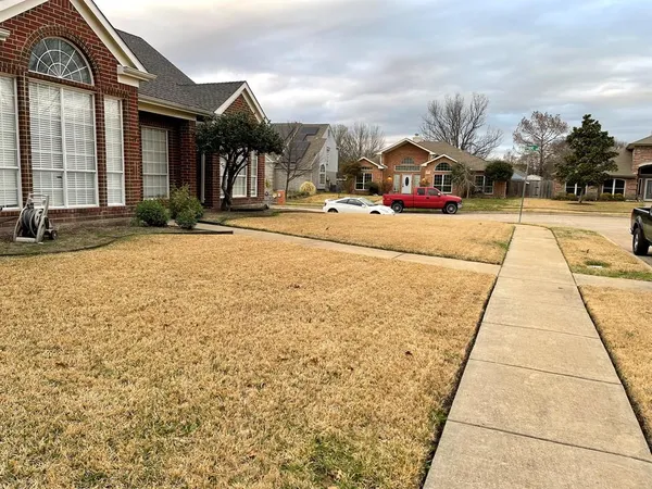 $2,500 | 3909 Catalina Street, Rowlett, TX 75088