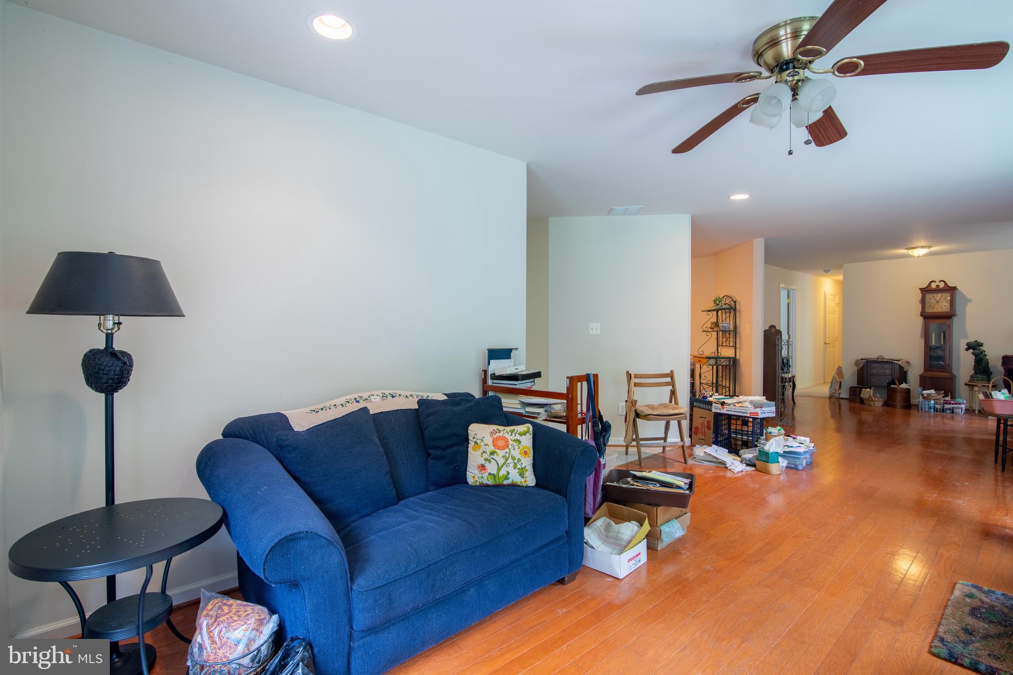 250 Robin Trail Delta, PA 17314 - Photo 8 of 28 Living Room