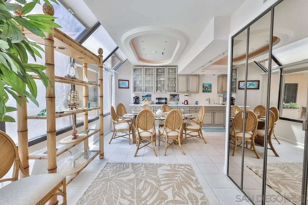 835 D Avenue, Unit 4 Coronado, CA 92118 - Photo 14 of 35 a view of a dining room with furniture