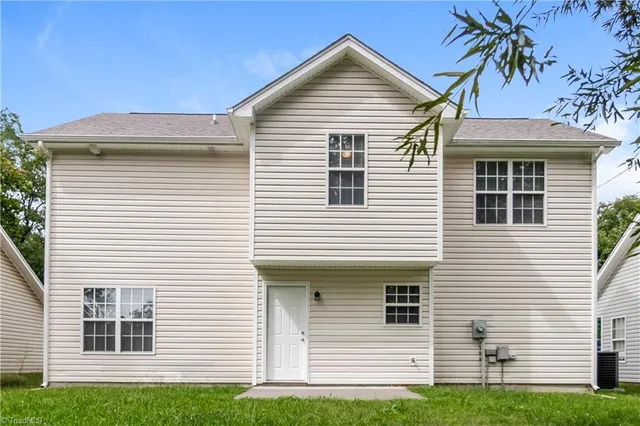 $2,040 | 3921 Springbrook Drive, Greensboro, NC 27407