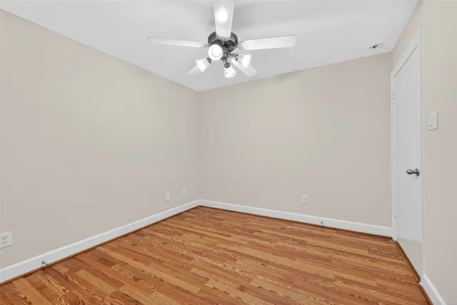 $2,300 | 11510 Main Ash Drive, Houston, TX 77025