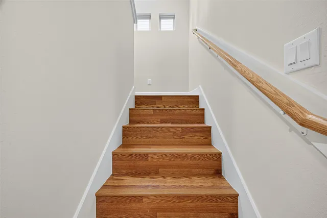 $2,300 | 11510 Main Ash Drive, Houston, TX 77025