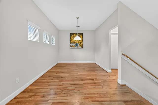 $2,300 | 11510 Main Ash Drive, Houston, TX 77025