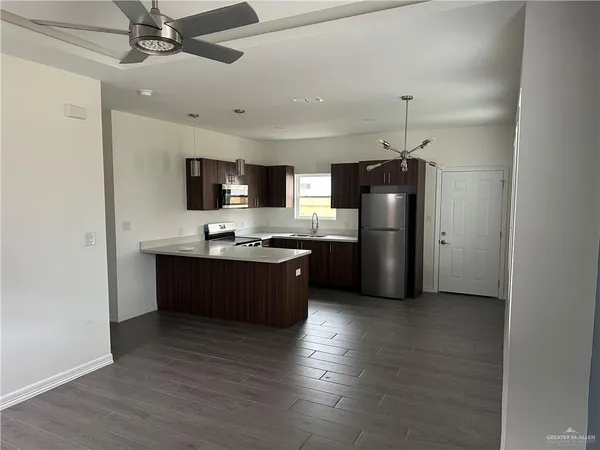 $1,200 | 608 North Onyx Avenue, Unit 1, Edinburg, TX 78541