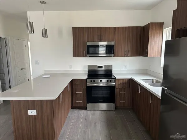 $1,200 | 608 North Onyx Avenue, Unit 1, Edinburg, TX 78541