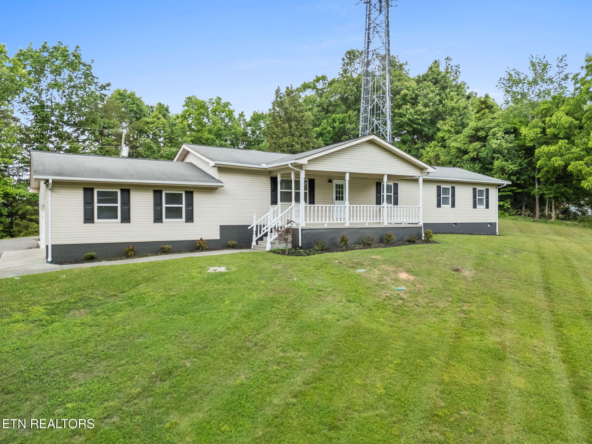 604 Reed Drive Powell, TN 37849 - Photo 2 of 31 4-web-or-mls-604 Reed--18