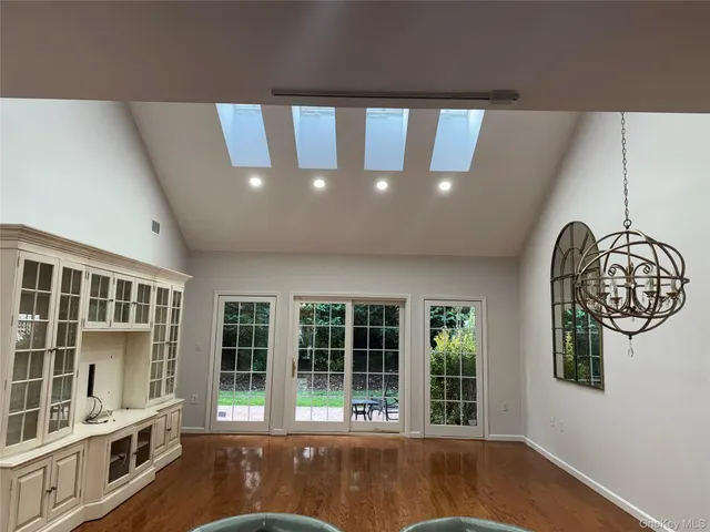 a view of livingroom with furniture and windows