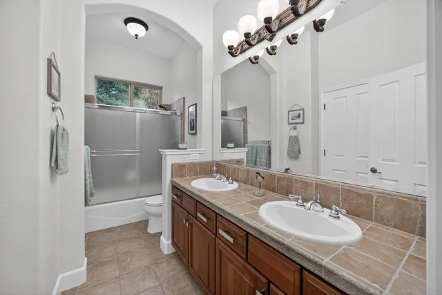 $1,225,000 | 9340 Cross Rail Drive, Wilton, CA 95693