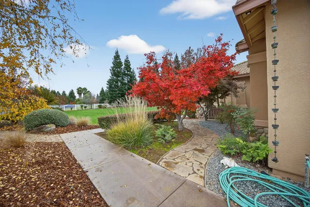 $1,225,000 | 9340 Cross Rail Drive, Wilton, CA 95693