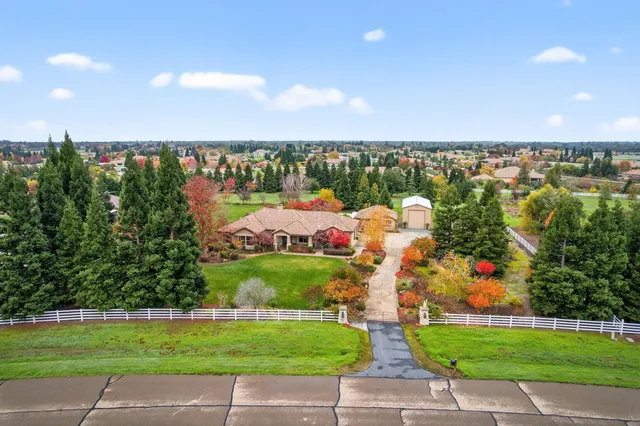 $1,225,000 | 9340 Cross Rail Drive, Wilton, CA 95693