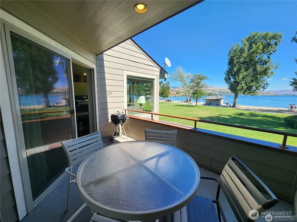 $2,100 | 1 Beach 537-q Manson Wa 98831, Manson, WA 98831