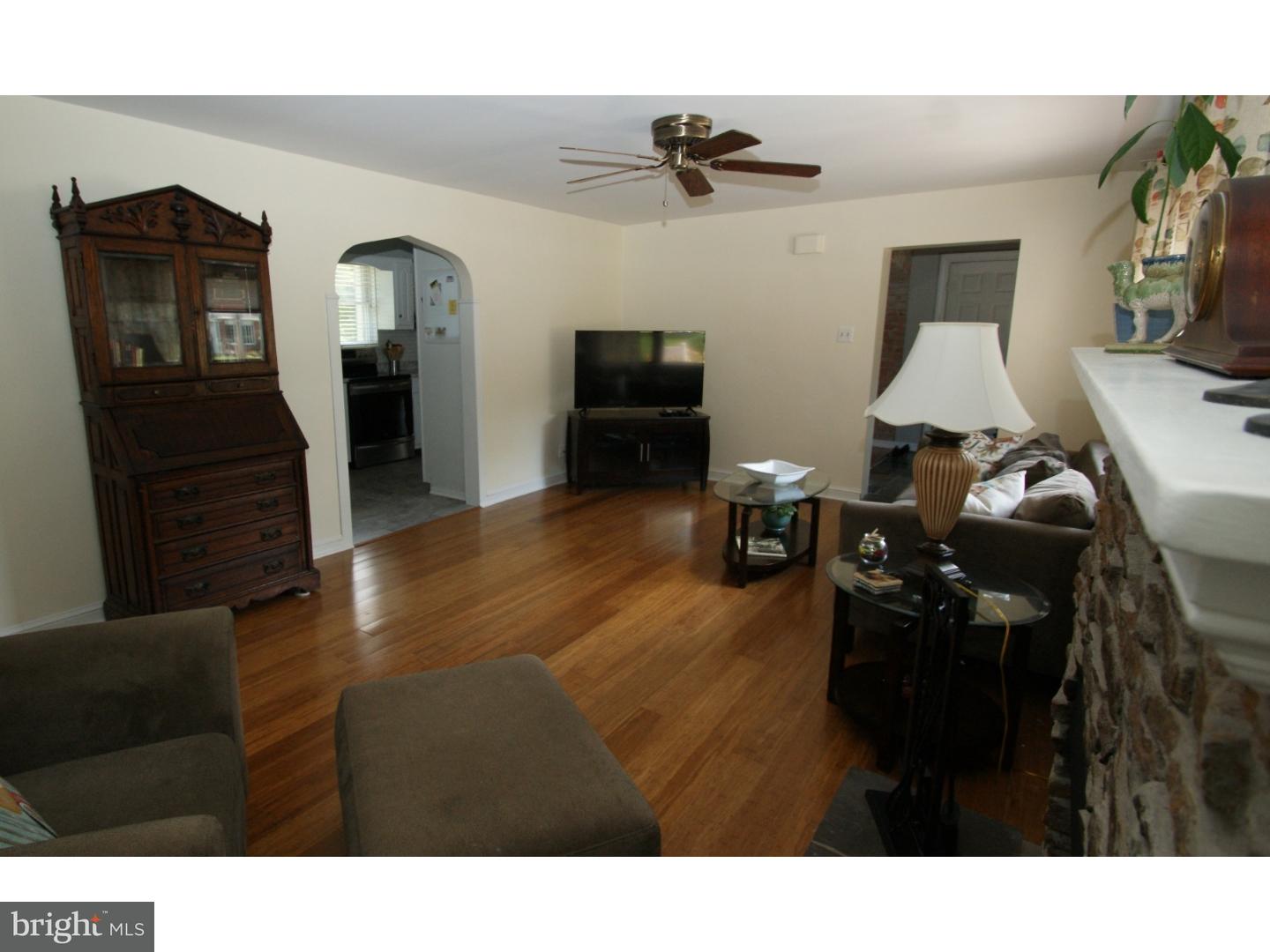 1613 Dillon Road Ambler, PA 19002 - Photo 6 of 25 Living Room