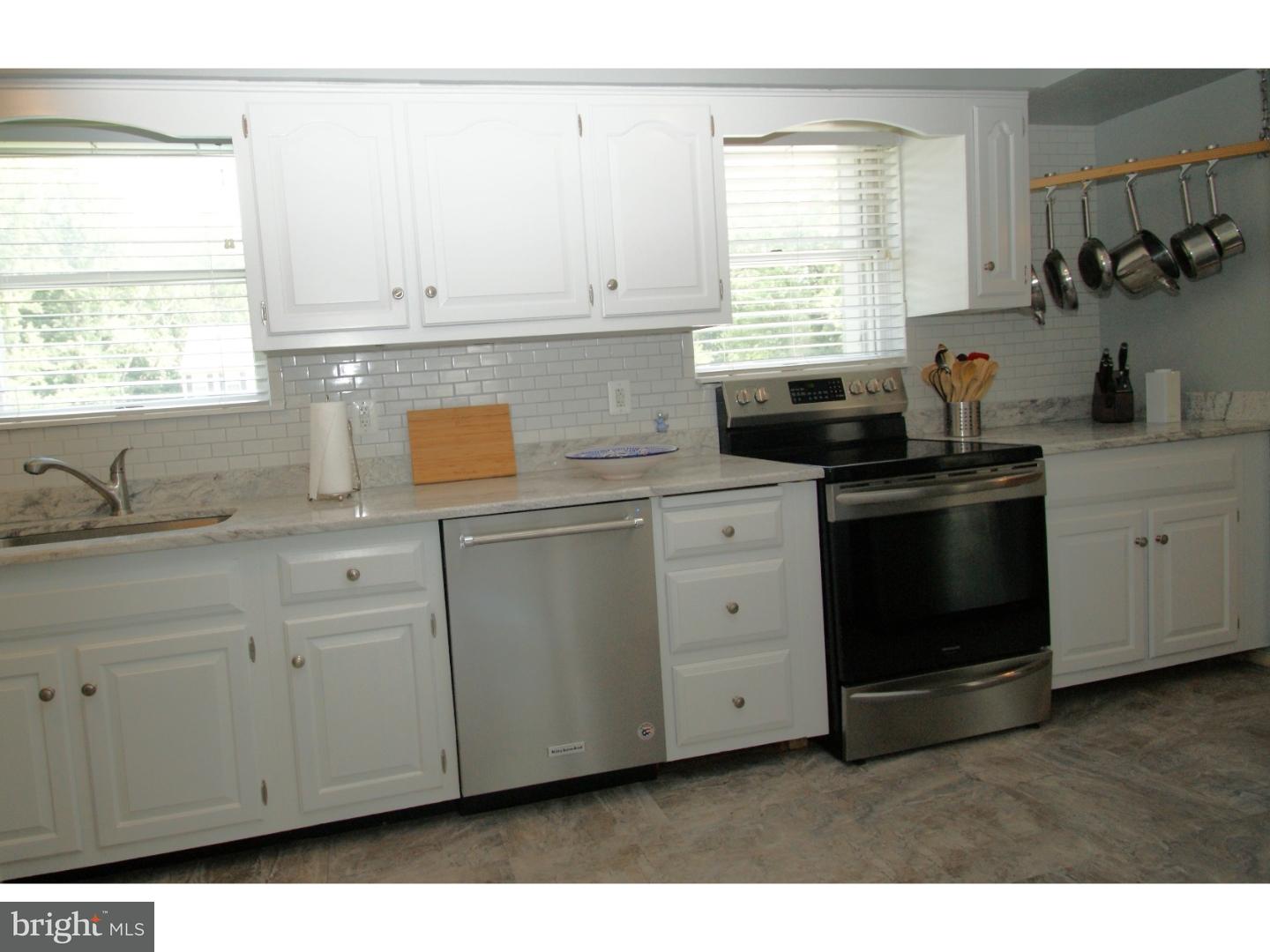 1613 Dillon Road Ambler, PA 19002 - Photo 7 of 25 Kitchen