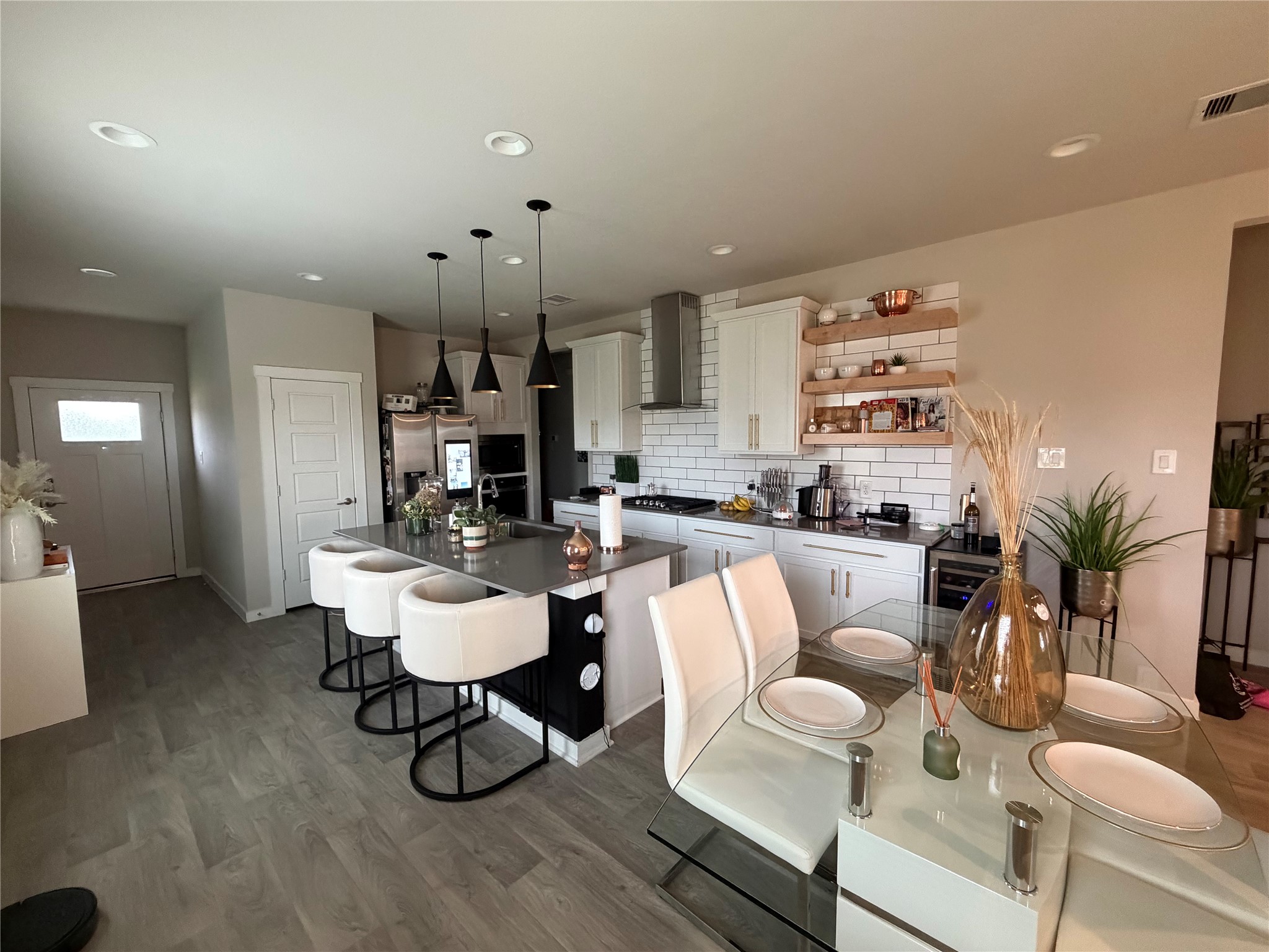 12583 Fleet River Road Houston, TX 77047 - Photo 4 of 14 Gallery Image 4