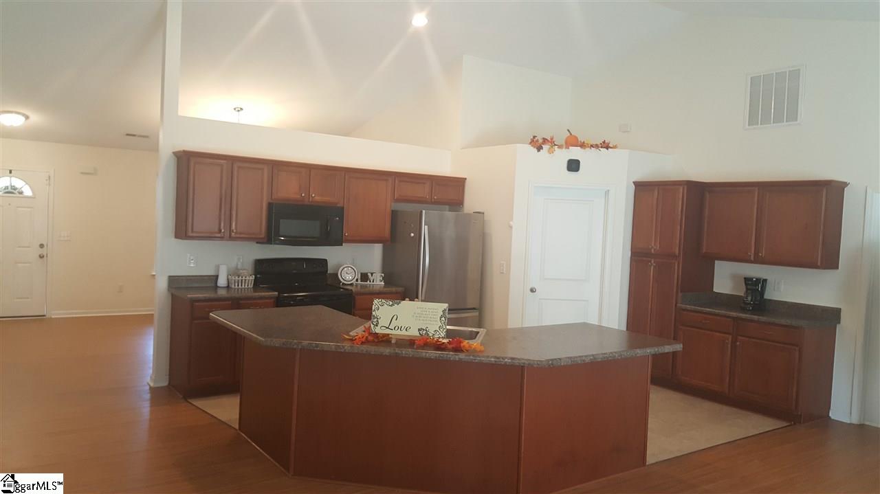 144 Midwood Road Travelers Rest, SC 29690 - Photo 6 of 30 Gallery Image 6