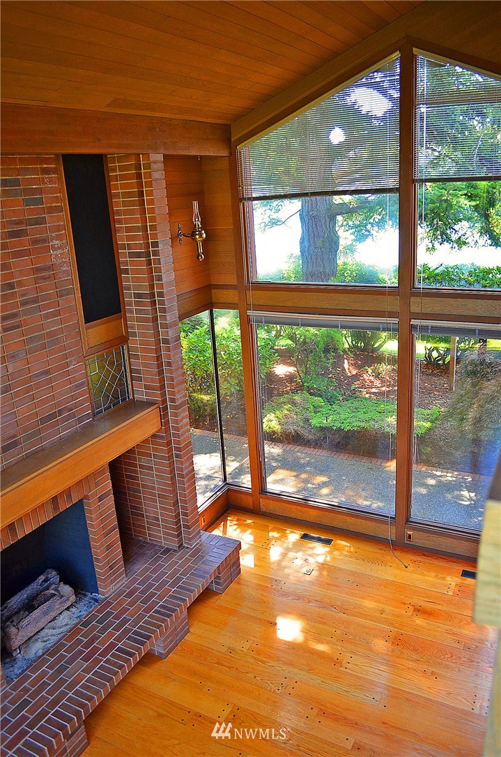 9225 Lake Steilacoom Point Road Southwest Lakewood, WA 98498 - Photo 13 of 15 Gallery Image 13