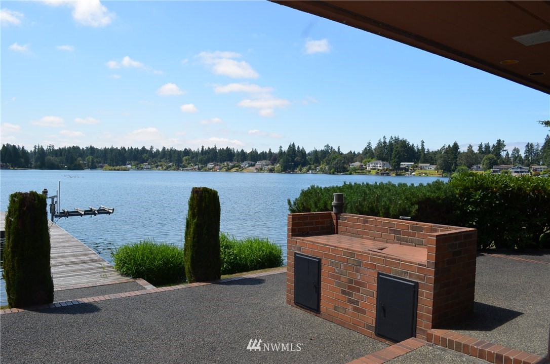 9225 Lake Steilacoom Point Road Southwest Lakewood, WA 98498 - Photo 8 of 15 Gallery Image 8
