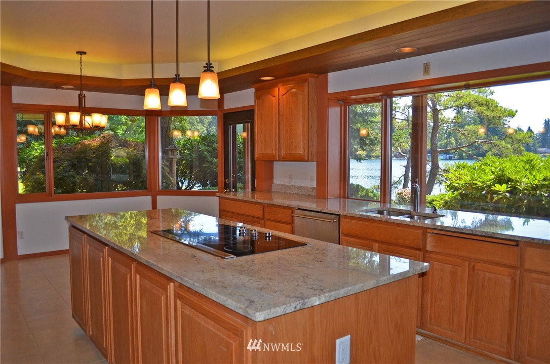 9225 Lake Steilacoom Point Road Southwest Lakewood, WA 98498 - Photo 10 of 15 Gallery Image 10