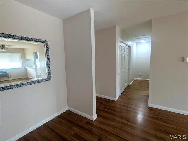 $71,900 | 7731 Hazelcrest Drive, Unit H, Hazelwood, MO 63042